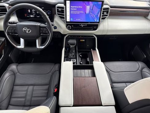 Used 2024 Toyota Sequoia Capstone image 13