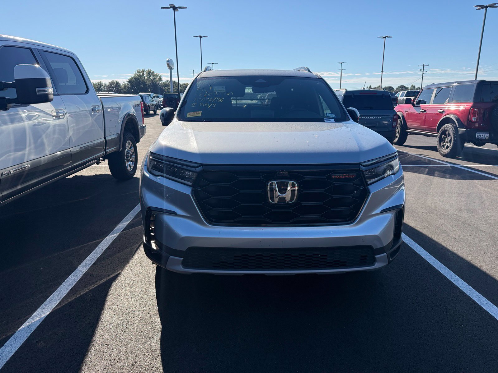 Used 2024 Honda Pilot TrailSport image 2