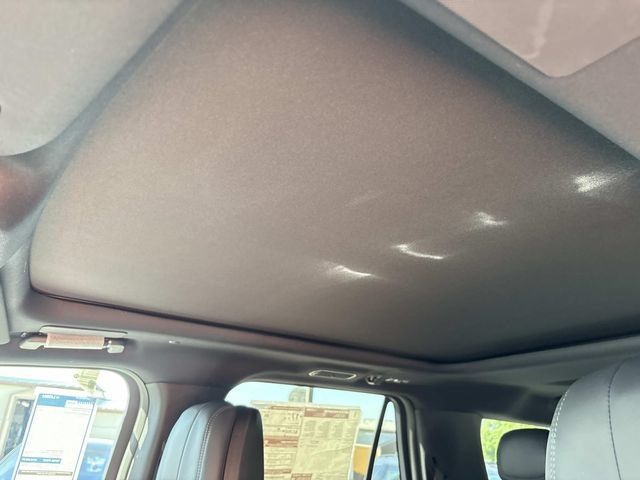 New 2027 Lincoln Navigator Reserve w/ Jet Appearance Package AWD/4WD image 25