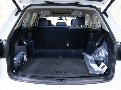 New 2026 Volkswagen Atlas Peak Edition AWD/4WD image 26