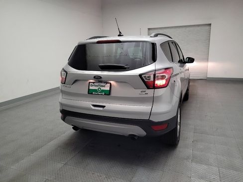 Used 2018 Ford Escape SE w/ SE Sync 3 Package AWD/4WD image 7