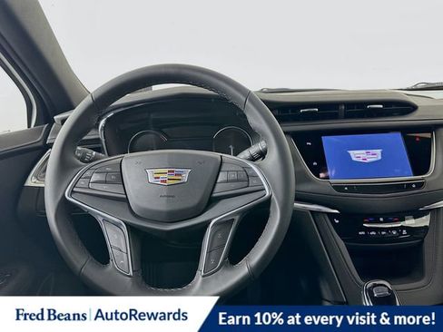 New 2026 Cadillac XT5 Luxury image 15