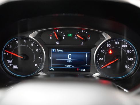 Used 2024 Chevrolet Equinox LT w/ LPO, Floor Liner Package image 20