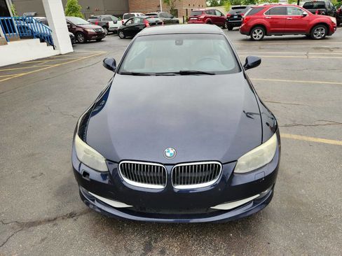 Used 2011 BMW 335i Convertible image 7