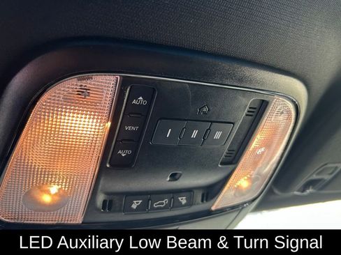 Certified 2024 Dodge Durango GT image 26