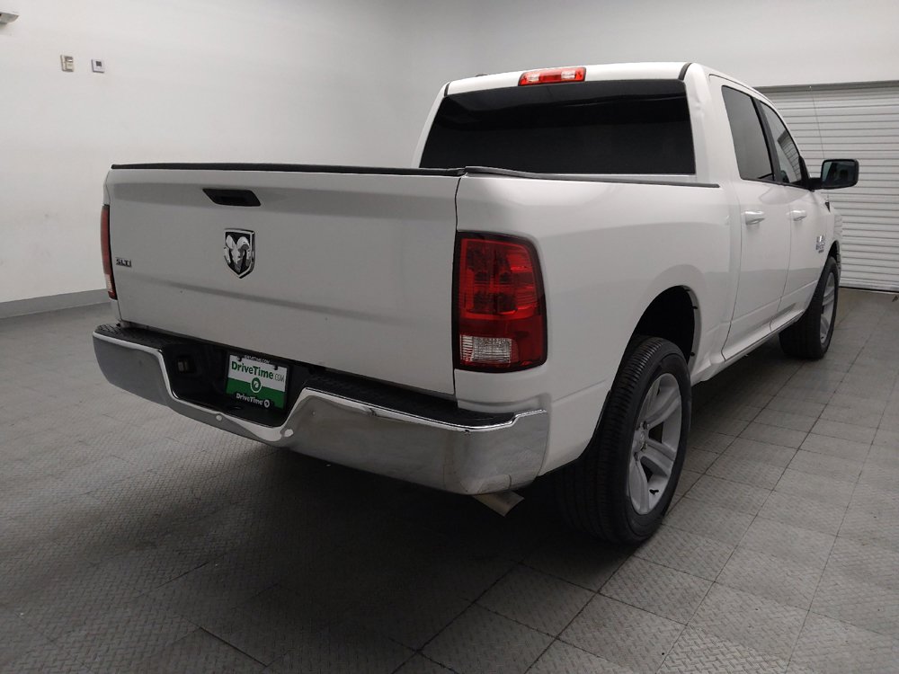 Used 2021 RAM 1500 Classic SLT AWD/4WD image 9