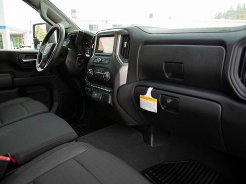 New 2026 Chevrolet Silverado 2500 Custom w/ Custom Value Package AWD/4WD image 17
