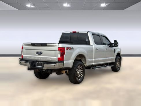 Used 2019 Ford F250 Lariat w/ Lariat Value Package AWD/4WD image 9