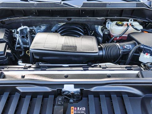 Used 2021 Chevrolet Silverado 1500 LT Trail Boss w/ Convenience Package II image 27