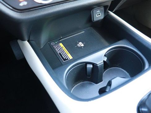 Certified 2024 Honda HR-V EX-L image 19