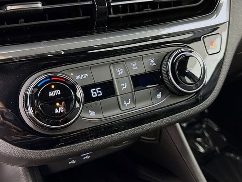 New 2026 Buick Envista Sport Touring w/ Convenience I Package FWD image 15