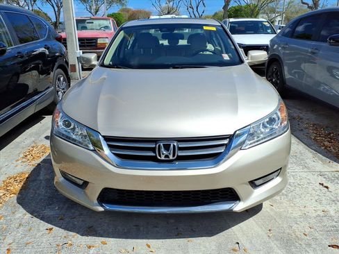 Used 2015 Honda Accord EX-L image 2