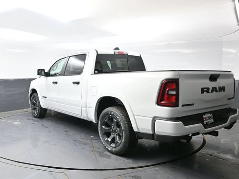 New 2026 RAM 1500 4x4 Crew Cab image 7