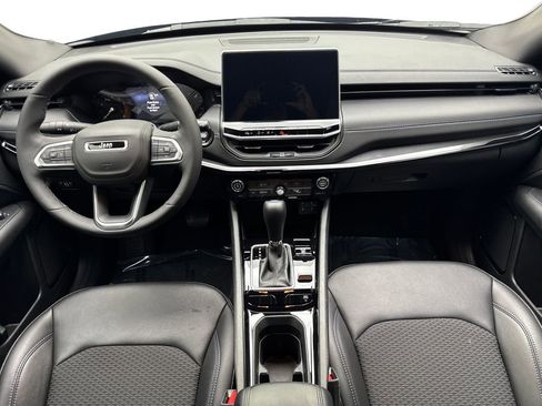 Used 2025 Jeep Compass Latitude w/ Altitude Special Edition image 51