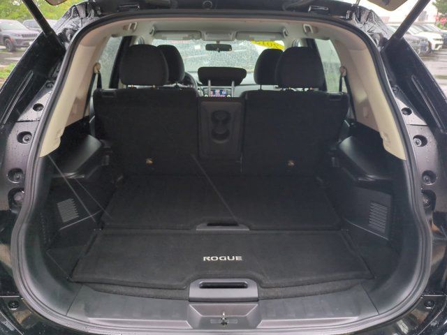 Used 2018 Nissan Rogue SV w/ Premium Package AWD/4WD image 13