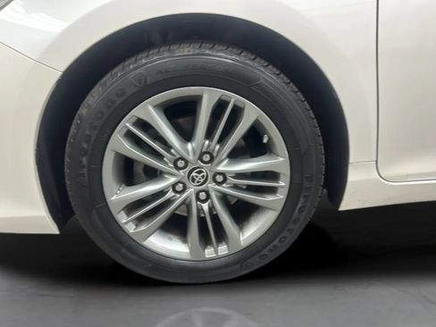 Used 2015 Toyota Camry SE FWD image 27