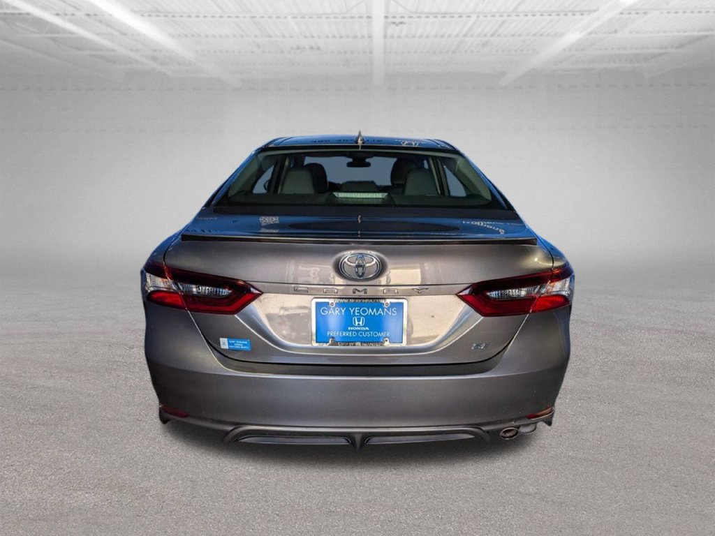 Used 2024 Toyota Camry SE FWD image 6