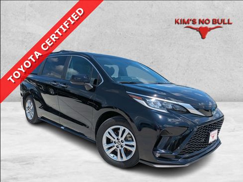 Certified 2023 Toyota Sienna XSE image 1