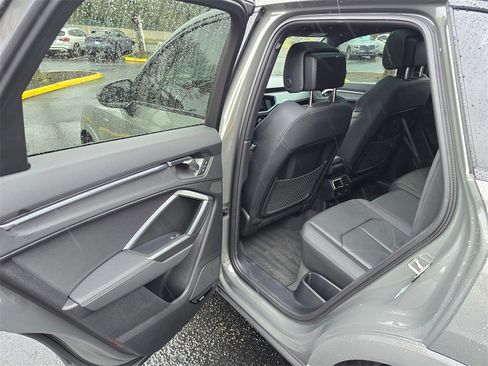 Used 2023 Audi Q3 2.0T Premium Plus image 15