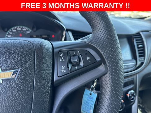 Used 2017 Chevrolet Trax LS AWD/4WD image 36