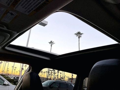 Used 2023 Subaru Forester Touring image 12