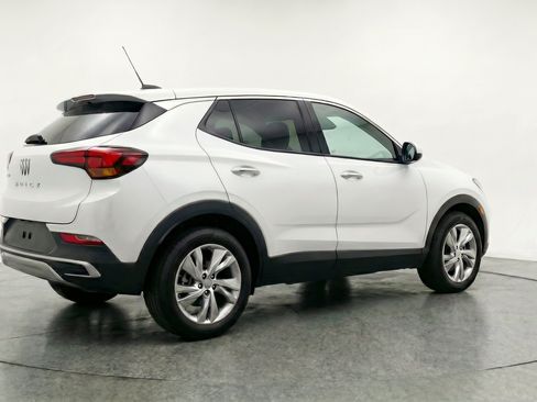 Used 2025 Buick Encore GX Preferred AWD/4WD image 9