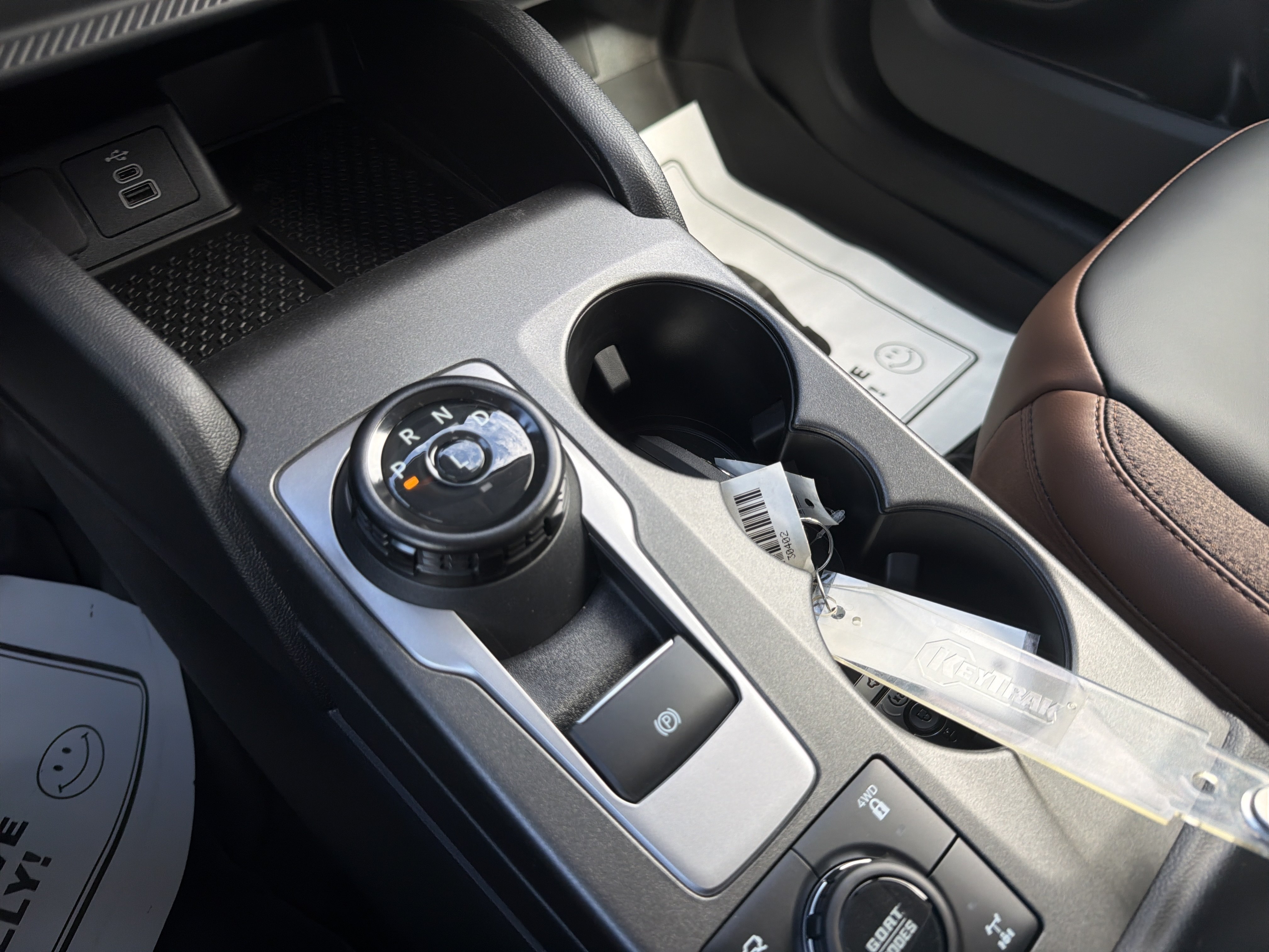 New 2026 Ford Bronco Sport Outer Banks w/ Sasquatch Outer Banks Package AWD/4WD image 23