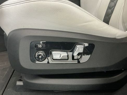 Used 2021 BMW X6 M w/ Competition Package image 20