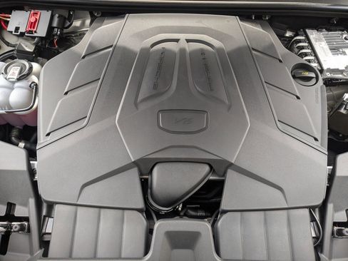 New 2026 Porsche Cayenne Coupe image 29