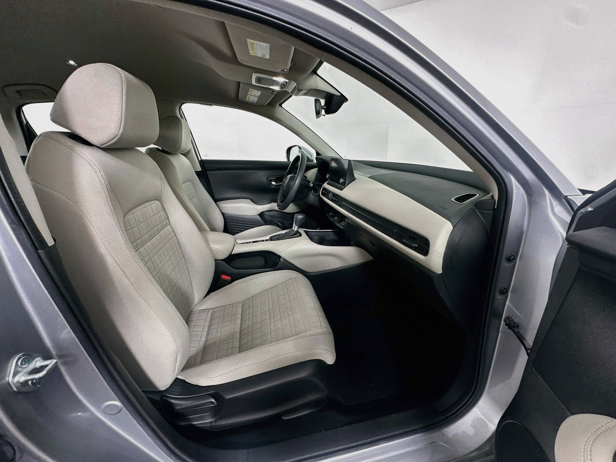 Used 2024 Honda HR-V LX image 28