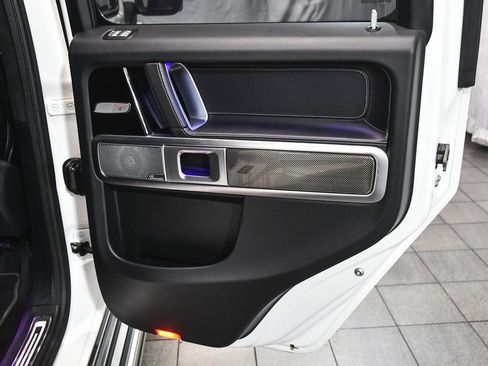 Used 2025 Mercedes-Benz G 550 image 15