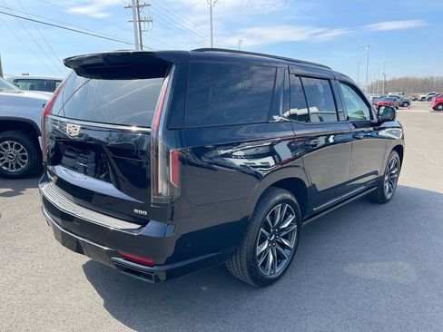 Used 2024 Cadillac Escalade Sport Platinum image 5