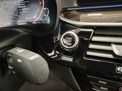 Used 2023 BMW 530e xDrive w/ Premium Package image 20