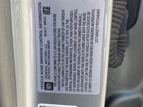 Used 2024 GMC Sierra 2500 Denali Ultimate AWD/4WD image 13