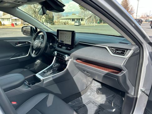 Used 2025 Toyota RAV4 Limited w/ Advanced Technology Package image 27