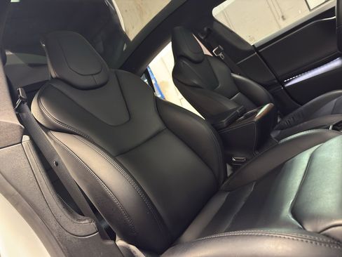 Used 2018 Tesla Model S AWD image 23