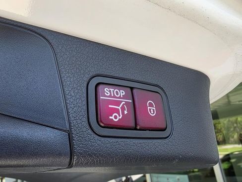 Used 2020 Mercedes-Benz GLB 250 image 14