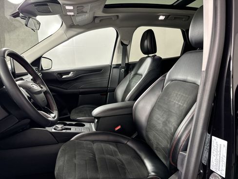 Used 2021 Ford Escape SEL w/ SEL Stealth AWD Package image 20