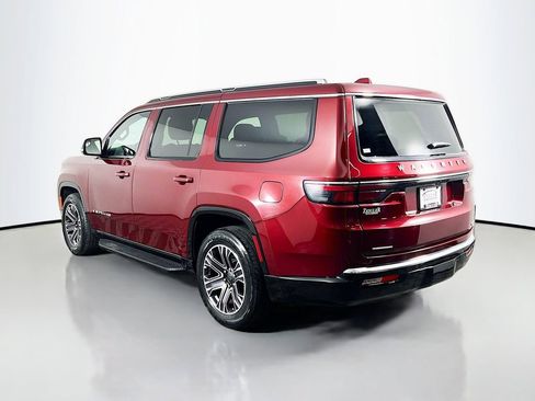 Used 2023 Jeep Wagoneer Series II AWD/4WD image 7