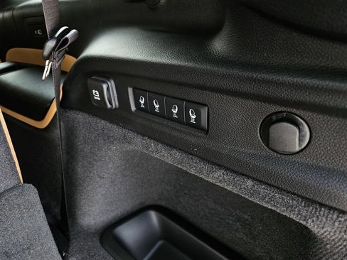 New 2026 Jeep Grand Cherokee L Summit AWD/4WD image 25