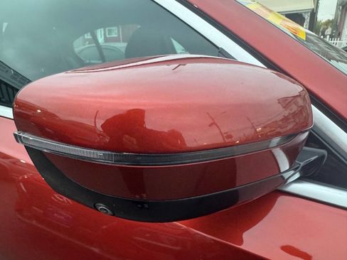 Used 2021 BMW 330i xDrive Sedan image 12