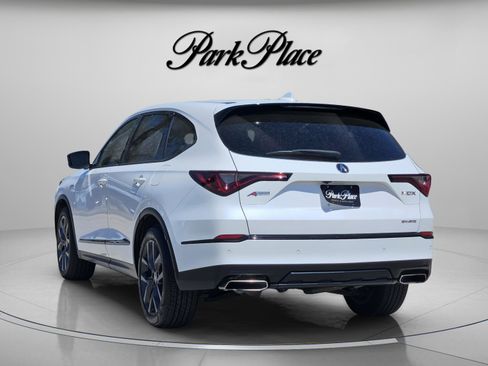 Used 2023 Acura MDX A-Spec image 3