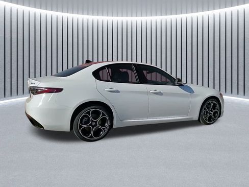 New 2025 Alfa Romeo Giulia AWD image 7