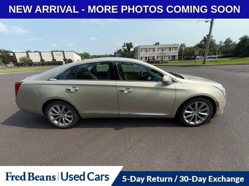 Used 2014 Cadillac XTS Luxury w/ Driver Awareness Package FWD image 9