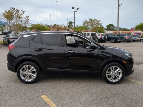 Used 2023 Buick Encore GX Preferred w/ Cold Weather Comfort Package image 5