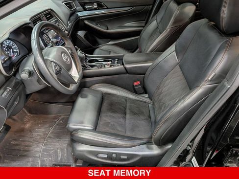 Certified 2023 Nissan Maxima SR w/ Sport Mat Group FWD image 13
