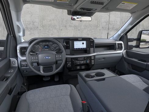 New 2026 Ford F250 XL w/ STX Appearance Package AWD/4WD image 9