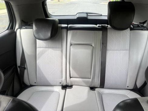 Used 2021 Chevrolet Trax LT w/ Sport Edition AWD/4WD image 12