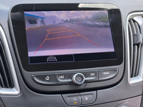 Used 2024 Chevrolet Malibu LT FWD image 24