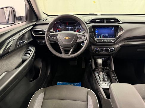Used 2023 Chevrolet TrailBlazer LT w/ Convenience Package AWD/4WD image 28